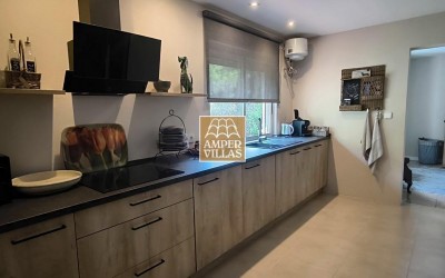 Preciosa i acogedora villa con apartamento de invitados.